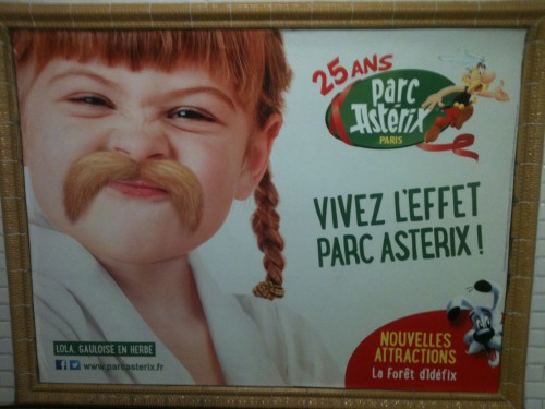 boboparisienne_pub_parc_asterix_metro.JPG